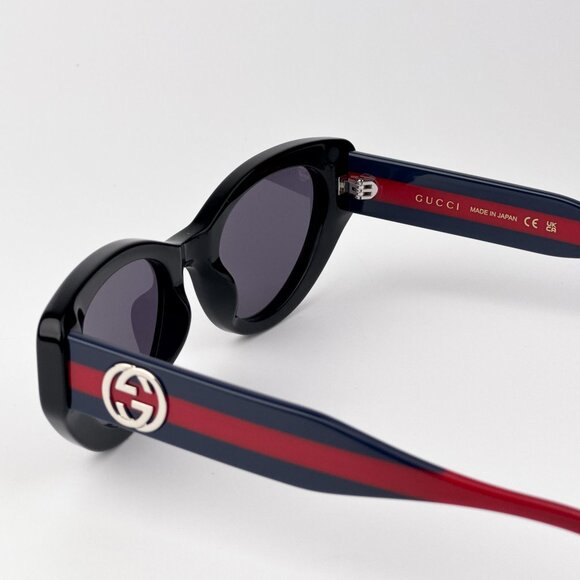 Gucci GG1862S Sunglasses – Black Cat Eye Frame Violet Lenses | Model GG1862S 004 - Picture 7 of 11